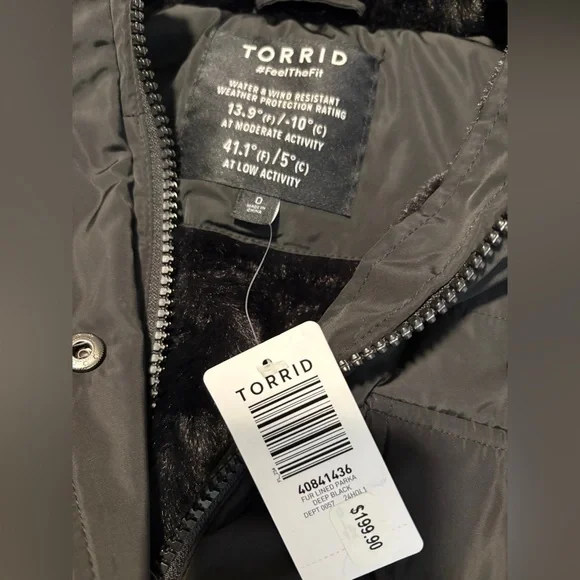 Torrid - Fur-Lined Puffer Jacket - Picture 10 of 15